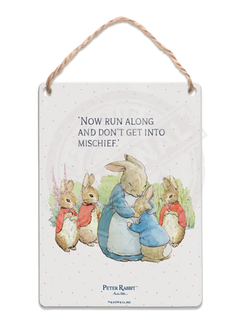 Peter Rabbit - Mrs Rabbit and bunnies